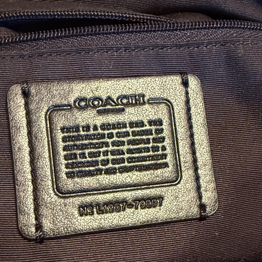 Coach Black Pebbled Leather Shoulder Bag - Picture 4 of 7
